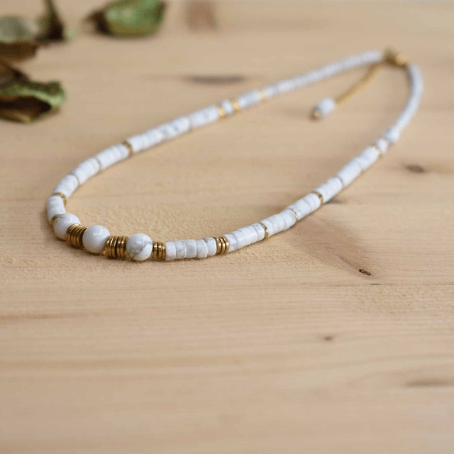 Ras du cou rond en howlite