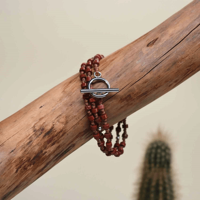 Bracelet 3 tours en jaspe brique